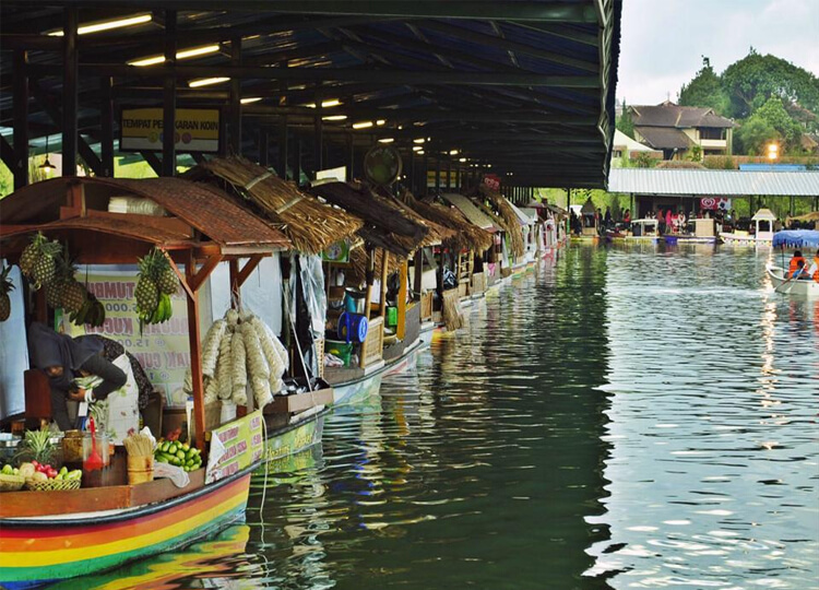 Floating Market Bandung